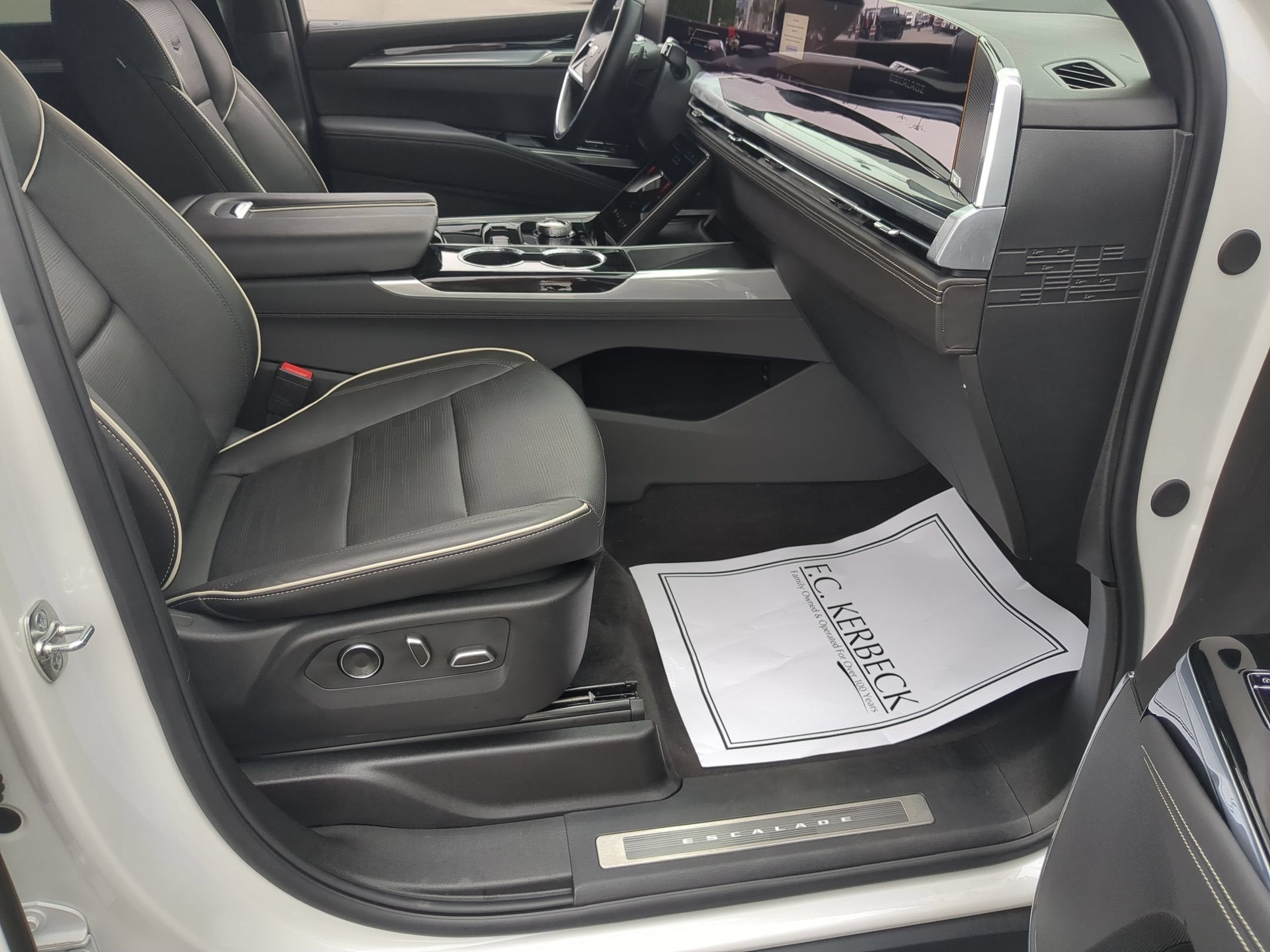 2025 Cadillac Escalade Sport