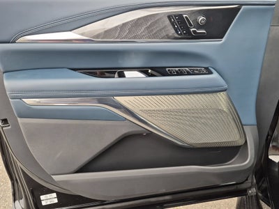 2025 Cadillac ESCALADE IQ Luxury 2