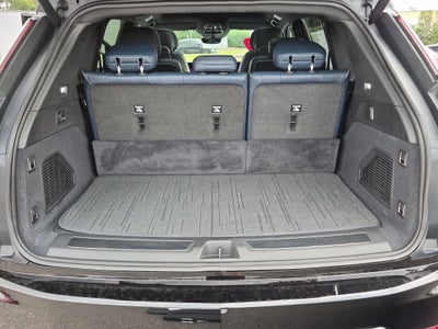 2025 Cadillac ESCALADE IQ Luxury 2