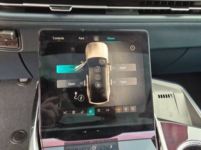 2025 Cadillac ESCALADE IQ Luxury 2