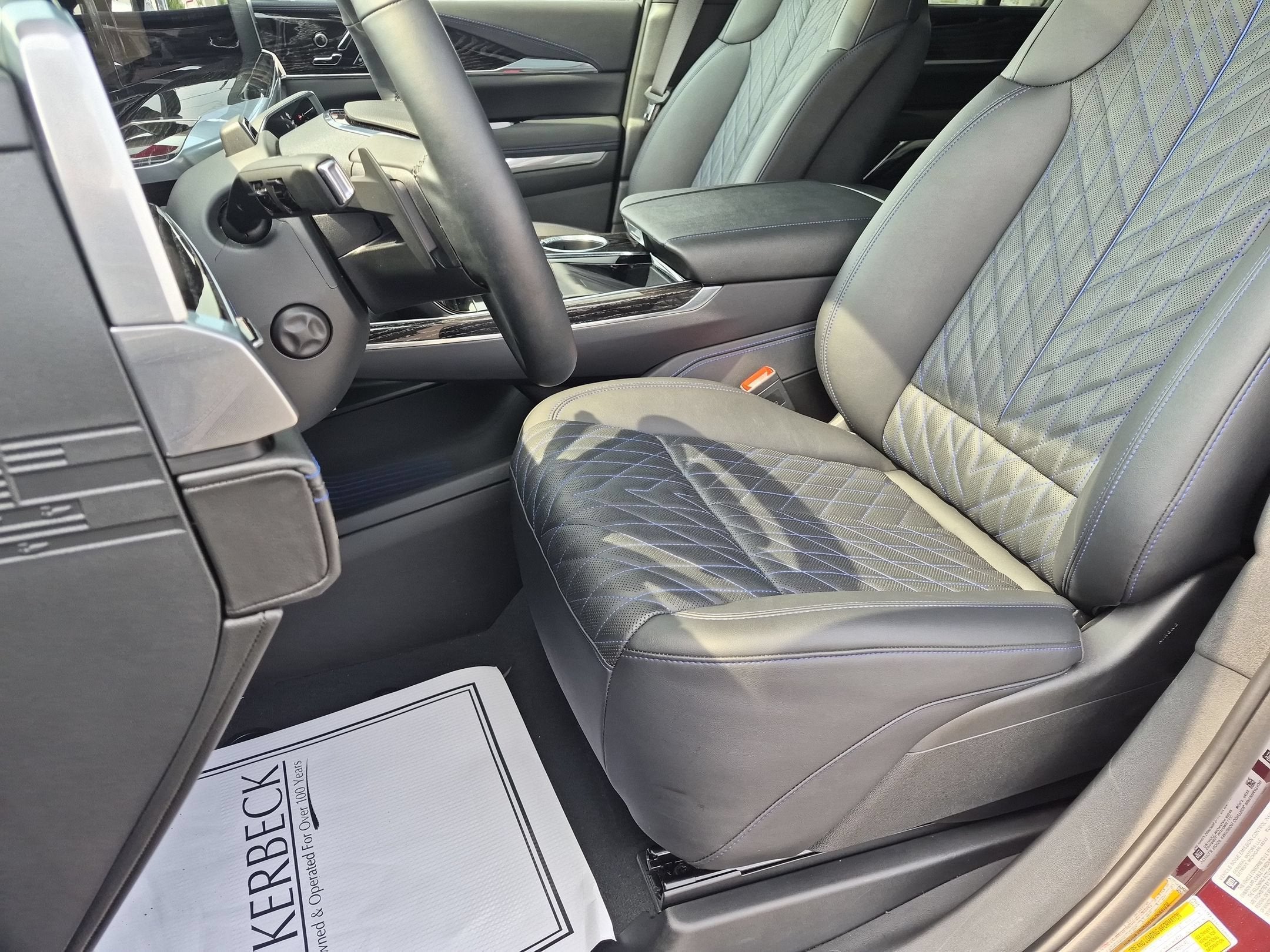 2025 Cadillac ESCALADE IQ Sport 1