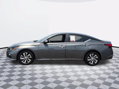 2022 Nissan Altima S FWD
