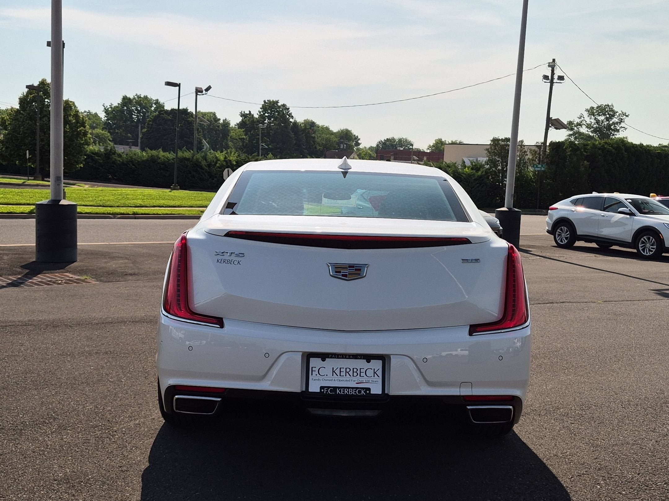2018 Cadillac XTS Luxury