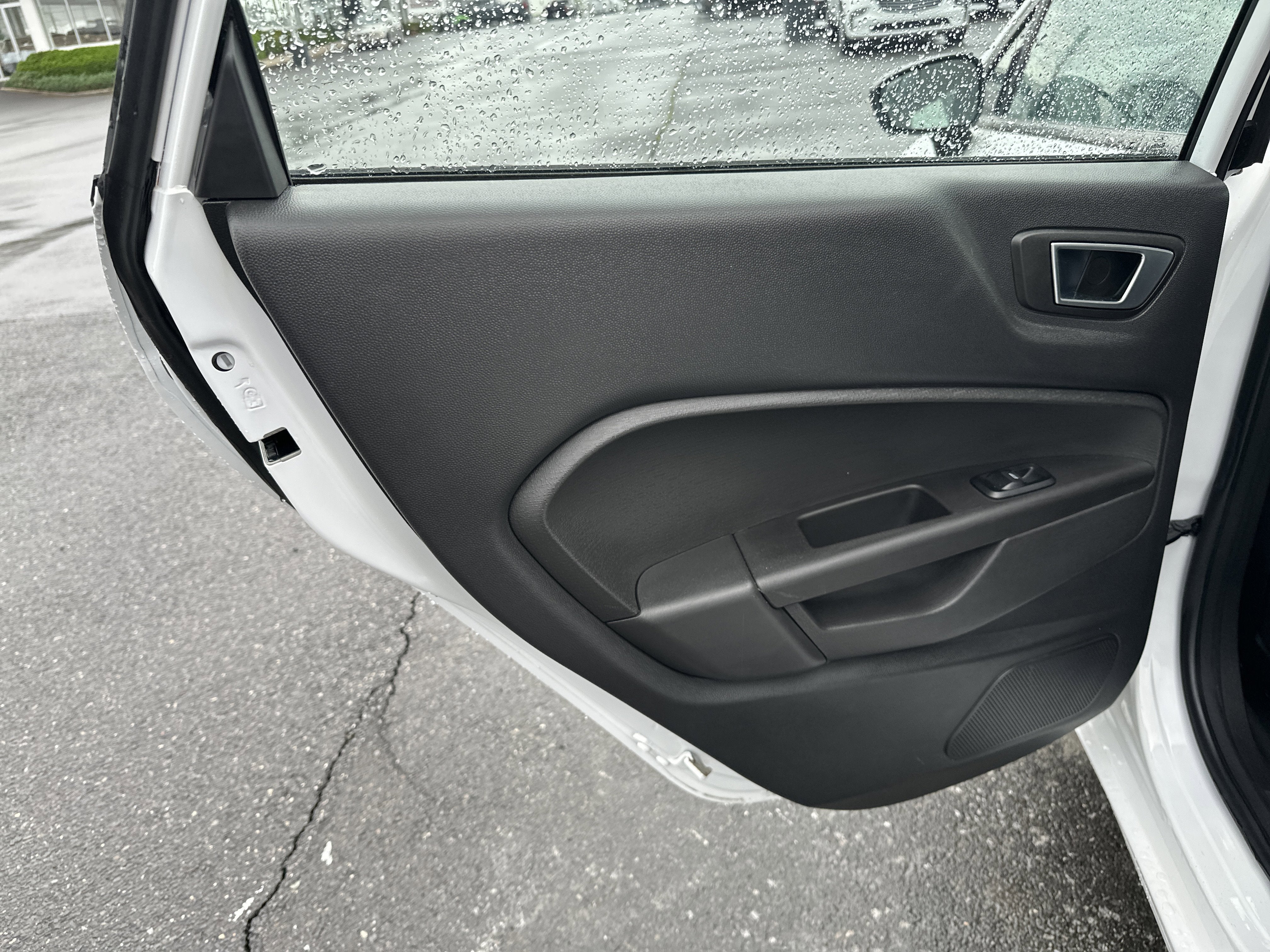 2016 Ford Fiesta SE