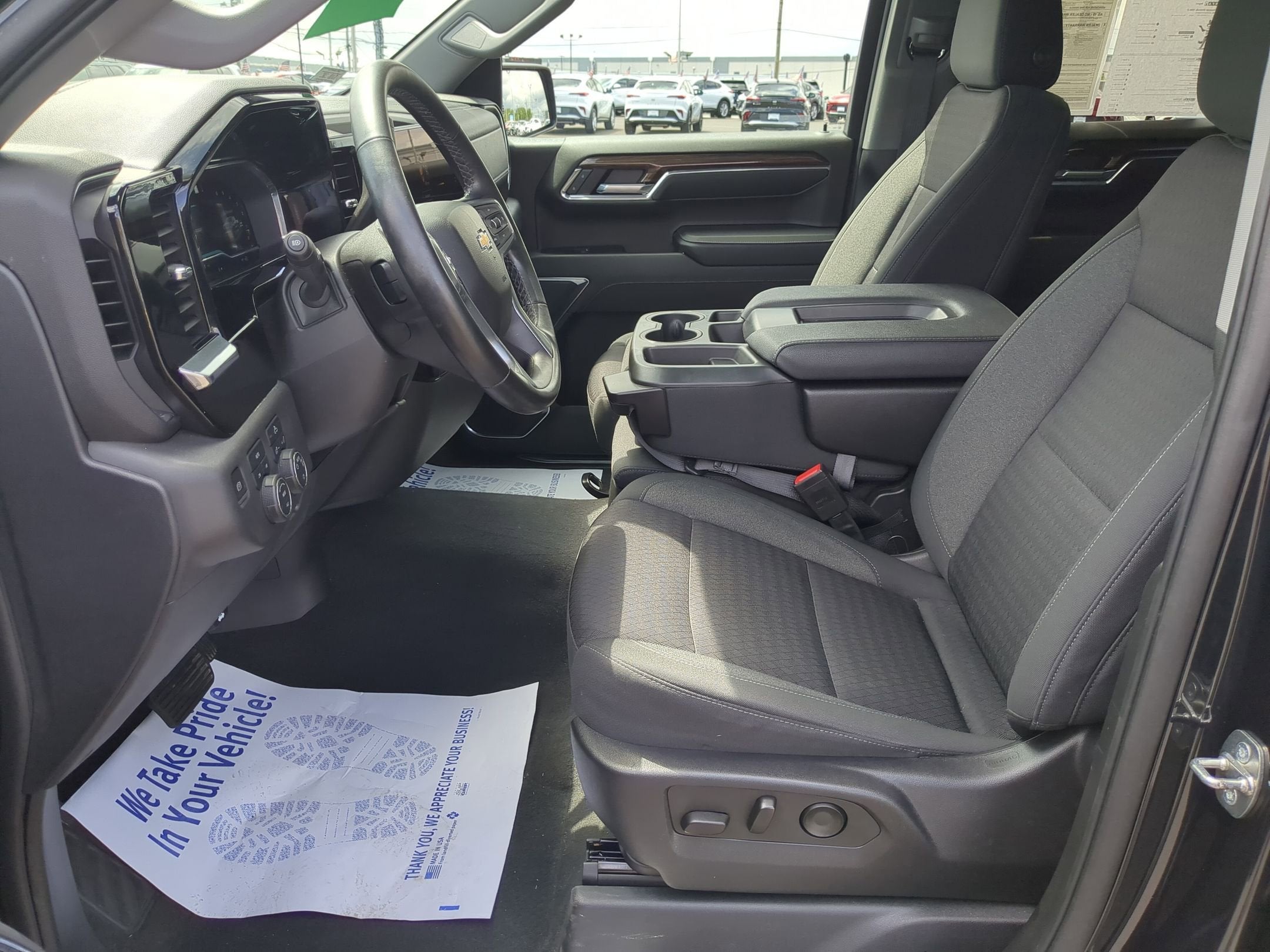 2023 Chevrolet Silverado 1500 LT (2FL)