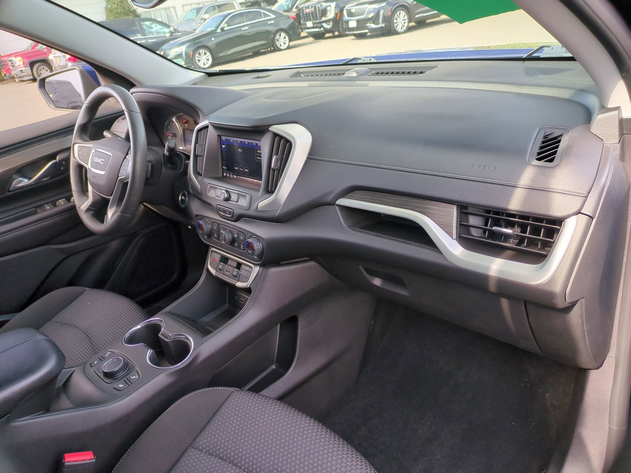 2022 GMC Terrain SLE