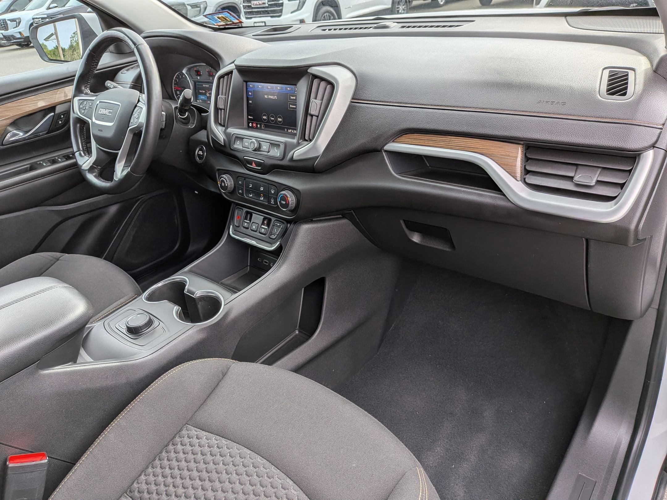 2021 GMC Terrain SLE