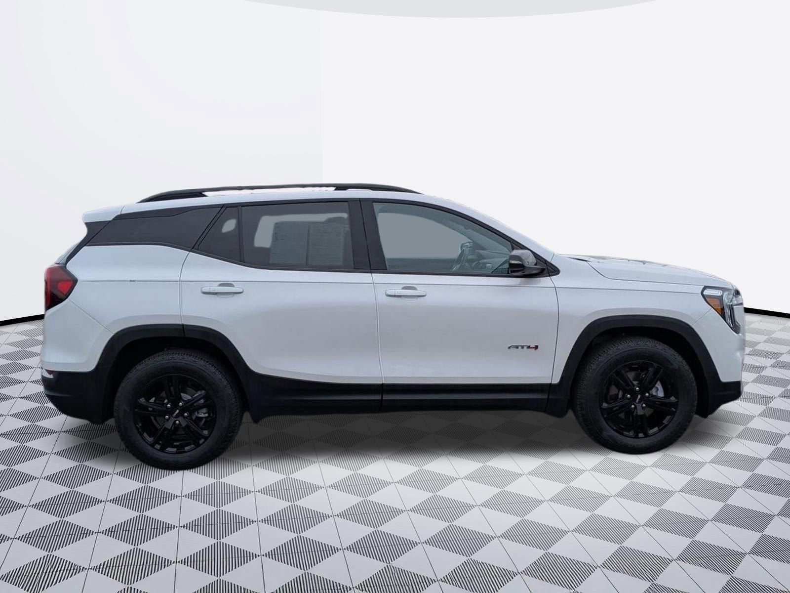 2023 GMC Terrain AT4
