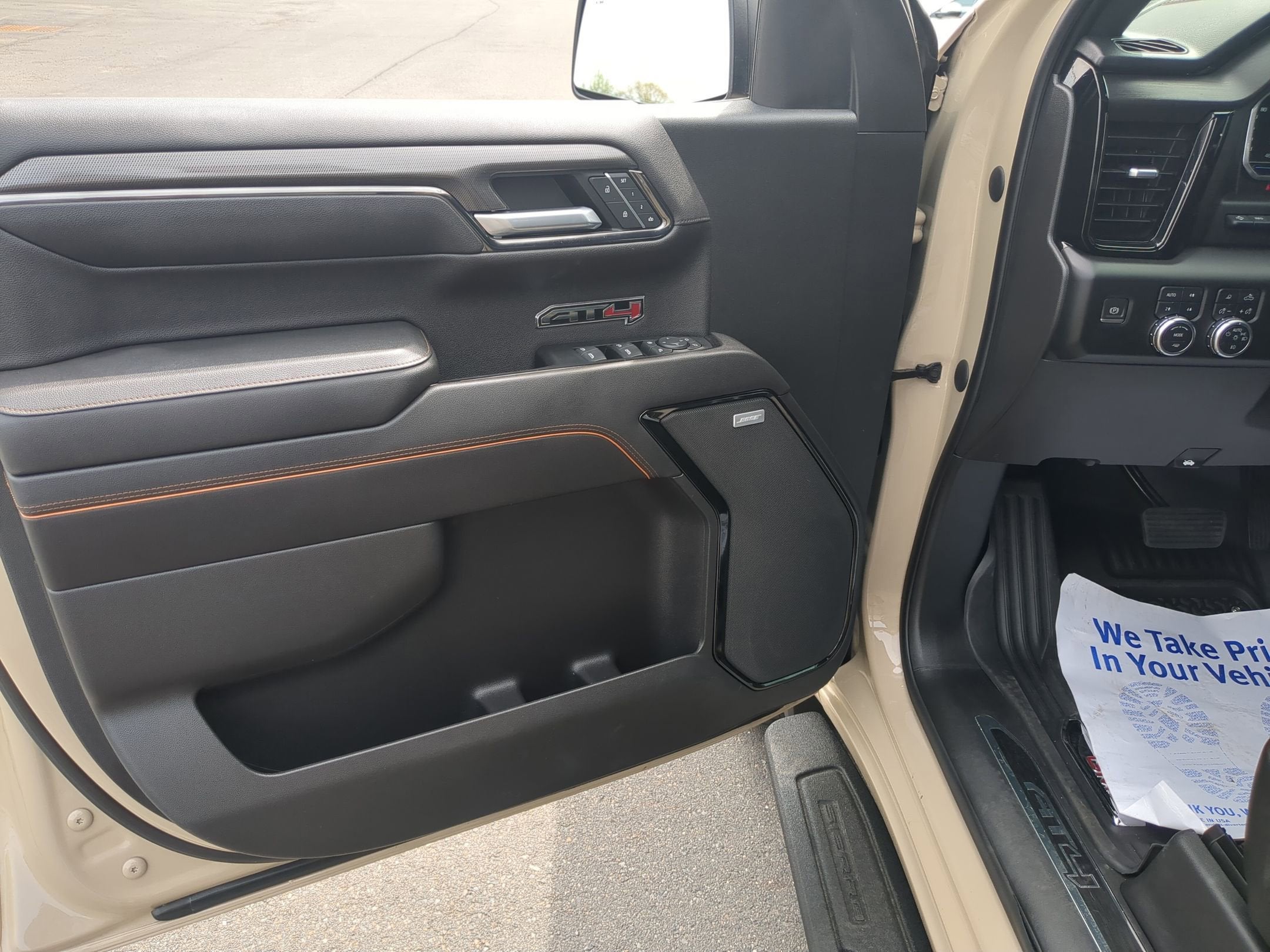 2022 GMC Sierra 1500 AT4