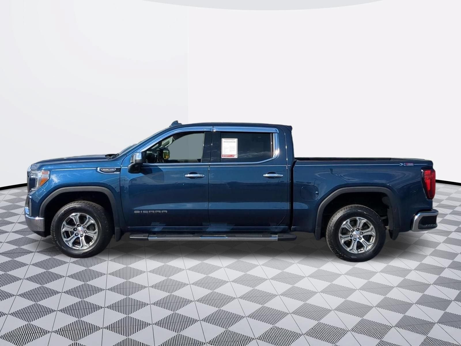 2021 GMC Sierra 1500 SLT