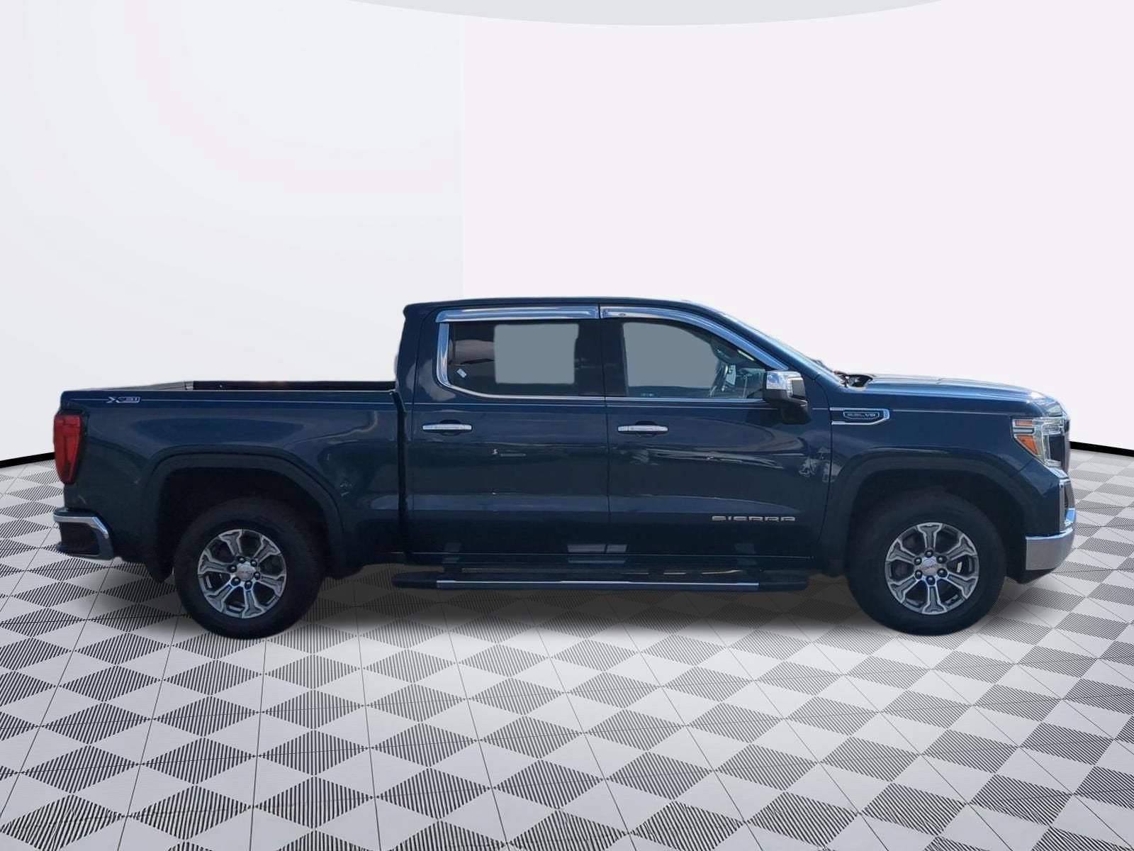 2021 GMC Sierra 1500 SLT