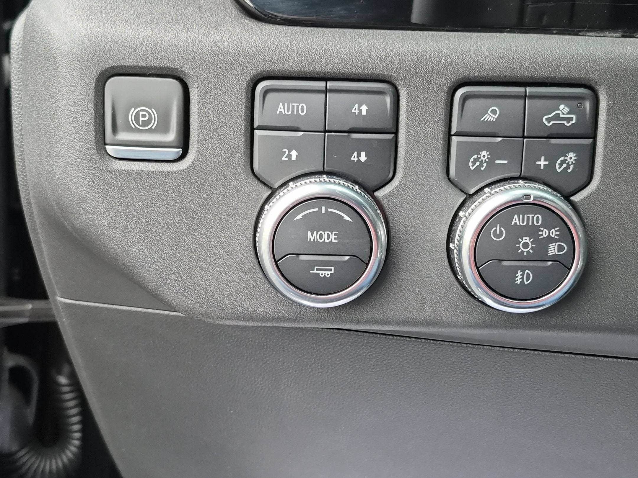 2022 GMC Sierra 1500 SLT - Photo 18