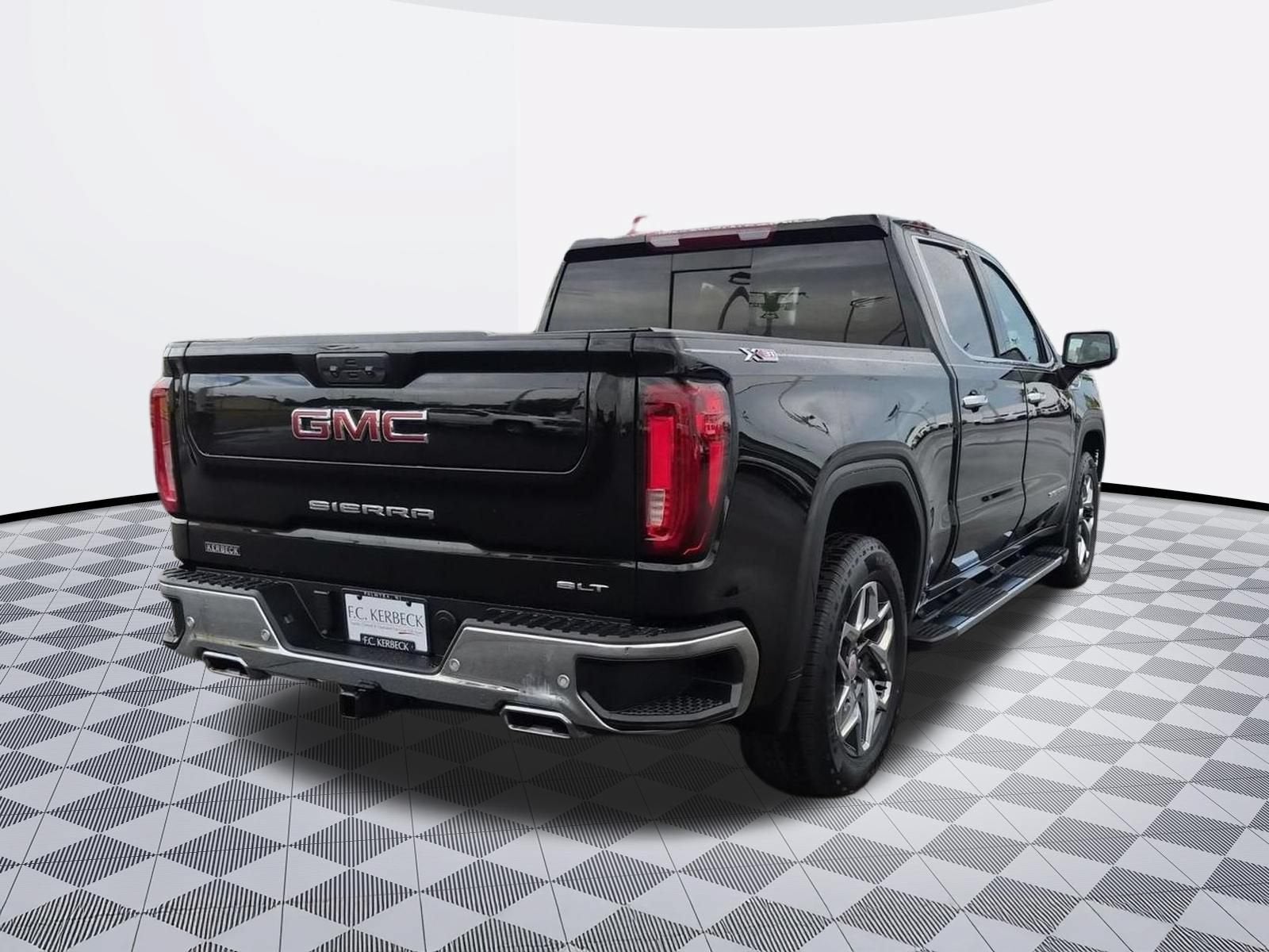 2022 GMC Sierra 1500 SLT - Photo 8