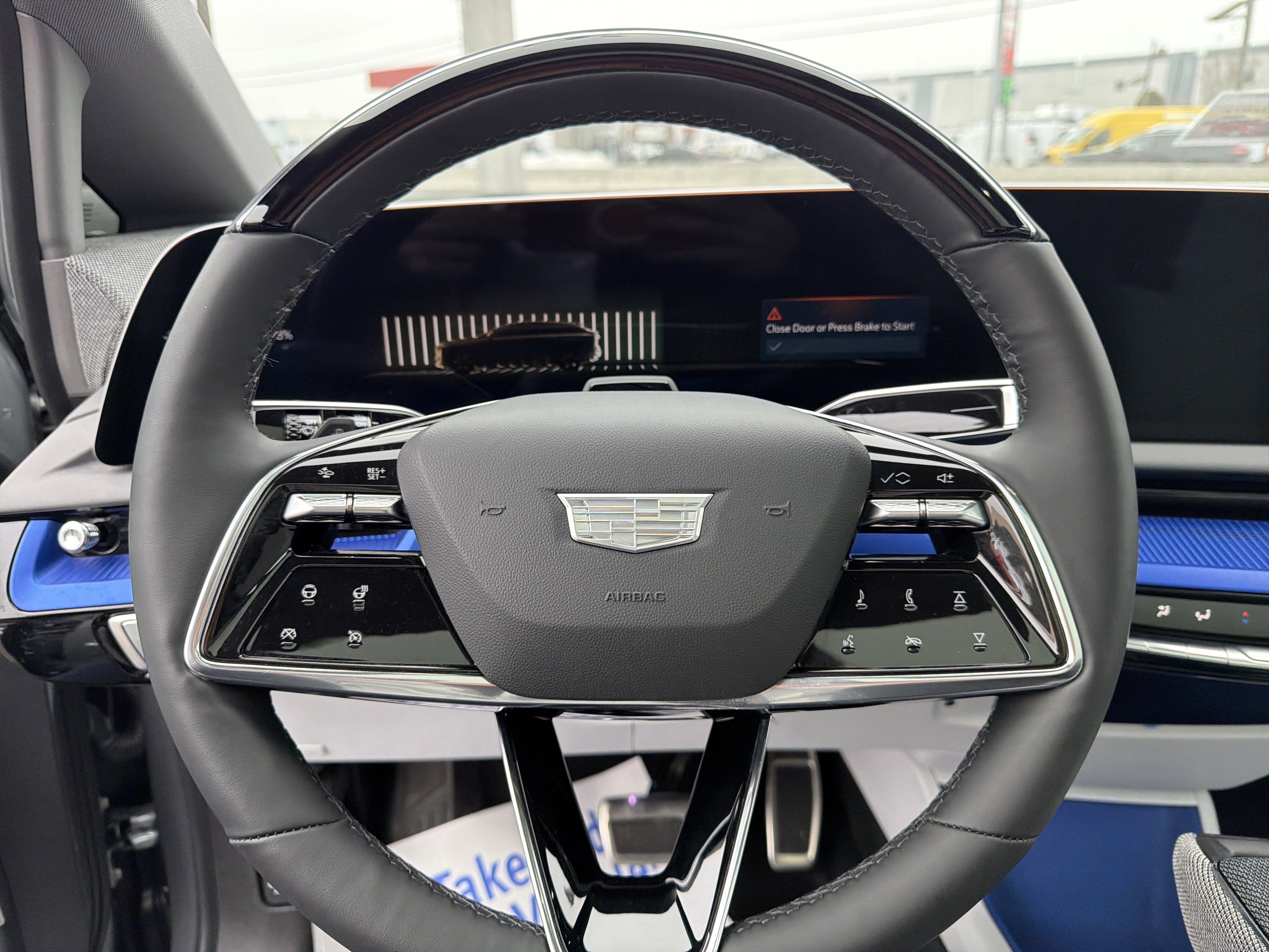 2025 Cadillac OPTIQ Luxury 1