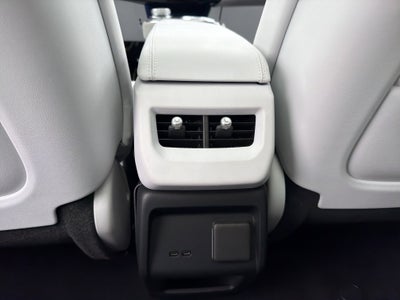 2025 Cadillac OPTIQ Luxury 1