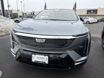 2025 Cadillac OPTIQ Luxury 1