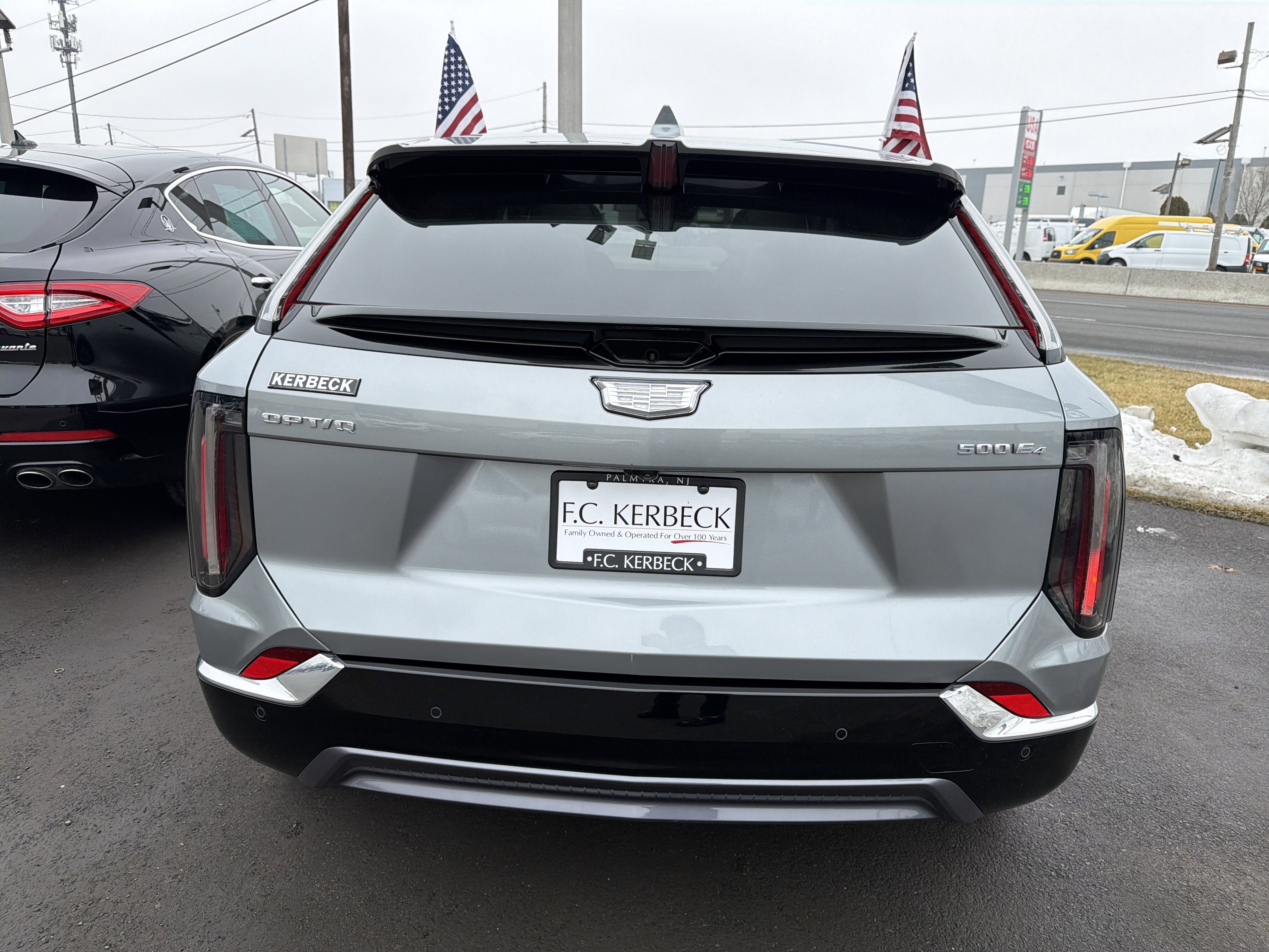 2025 Cadillac OPTIQ Luxury 1