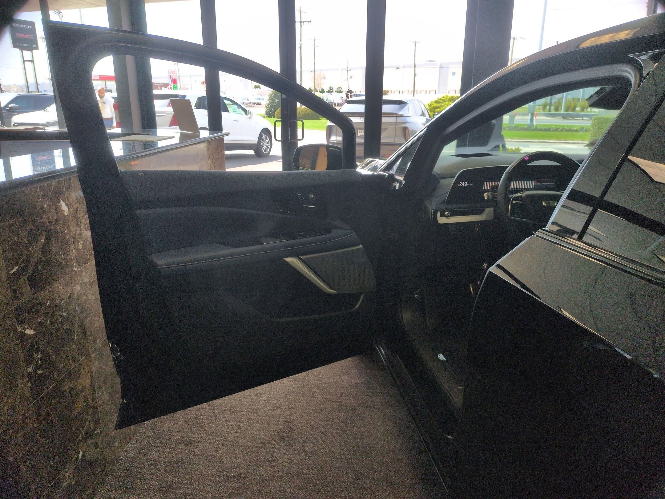 2025 Cadillac OPTIQ Sport 2