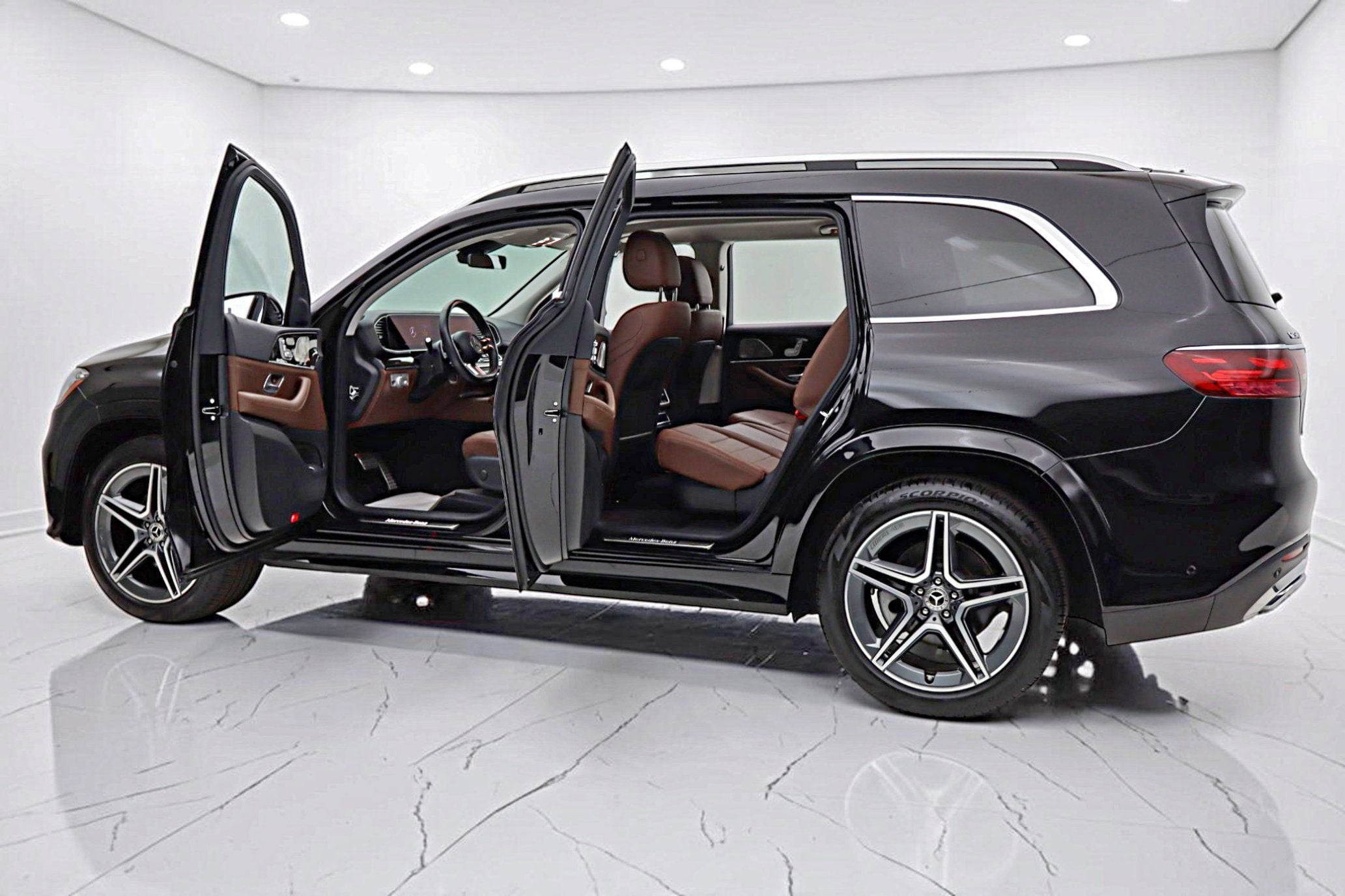 2024 Mercedes-Benz GLS 450 4MATIC®