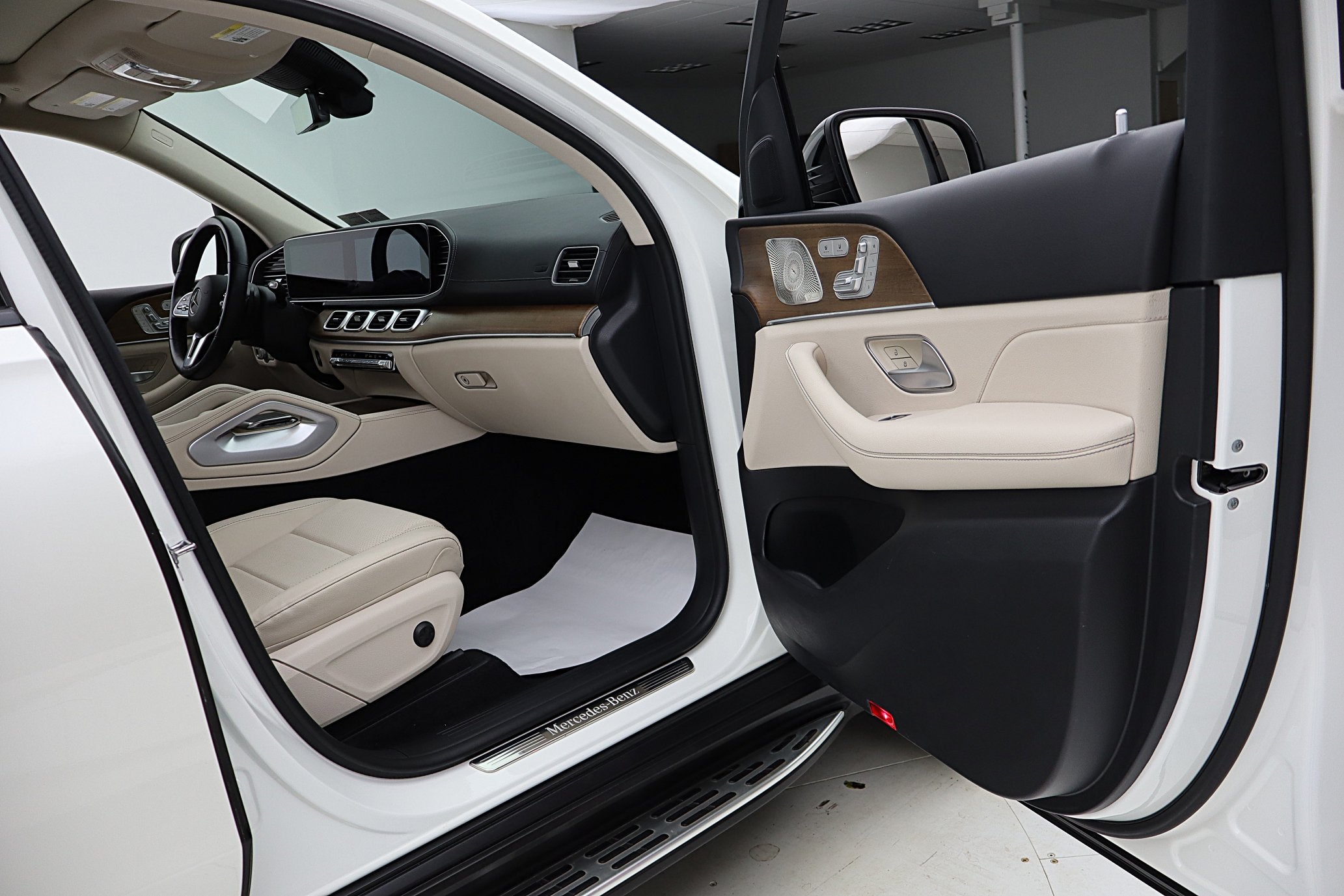 2023 Mercedes-Benz GLS 450 4MATIC®