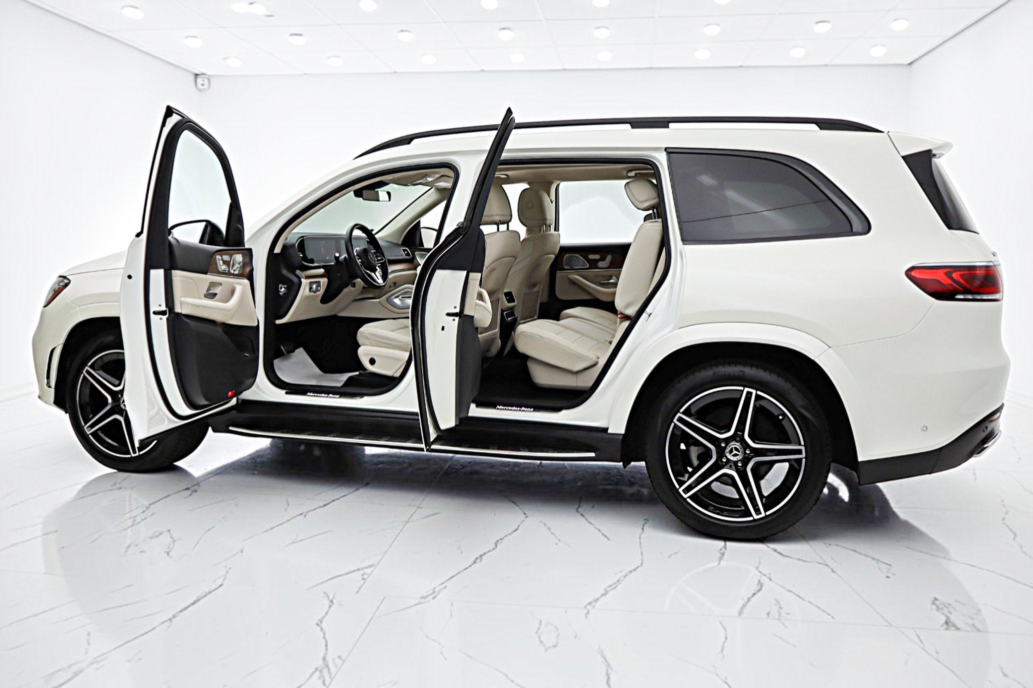 2023 Mercedes-Benz GLS 450 4MATIC®