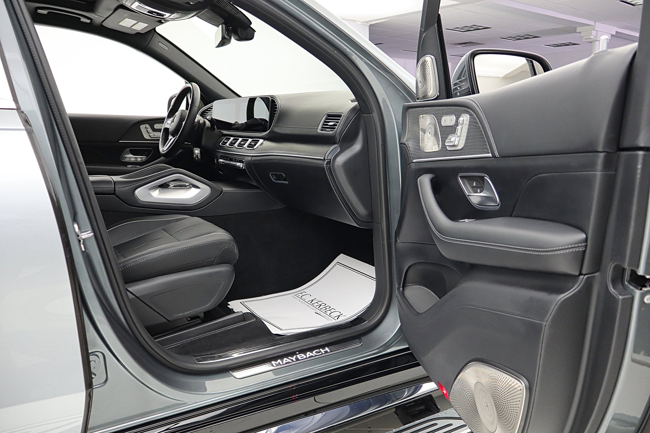 2023 Mercedes-Benz Maybach GLS 600 4MATIC®