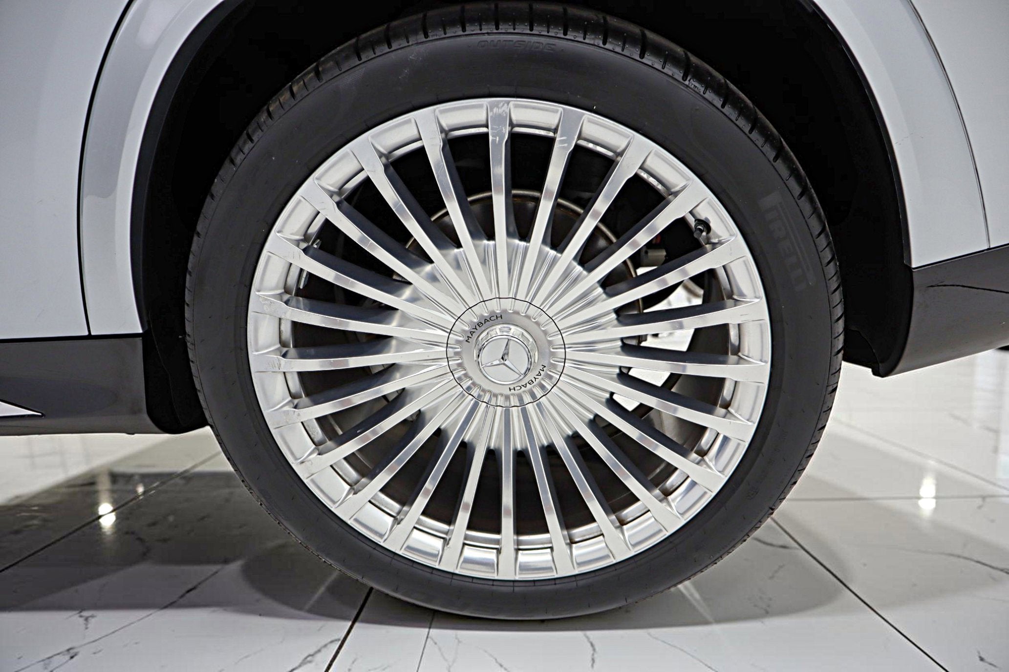2023 Mercedes-Benz Maybach GLS 600 4MATIC®
