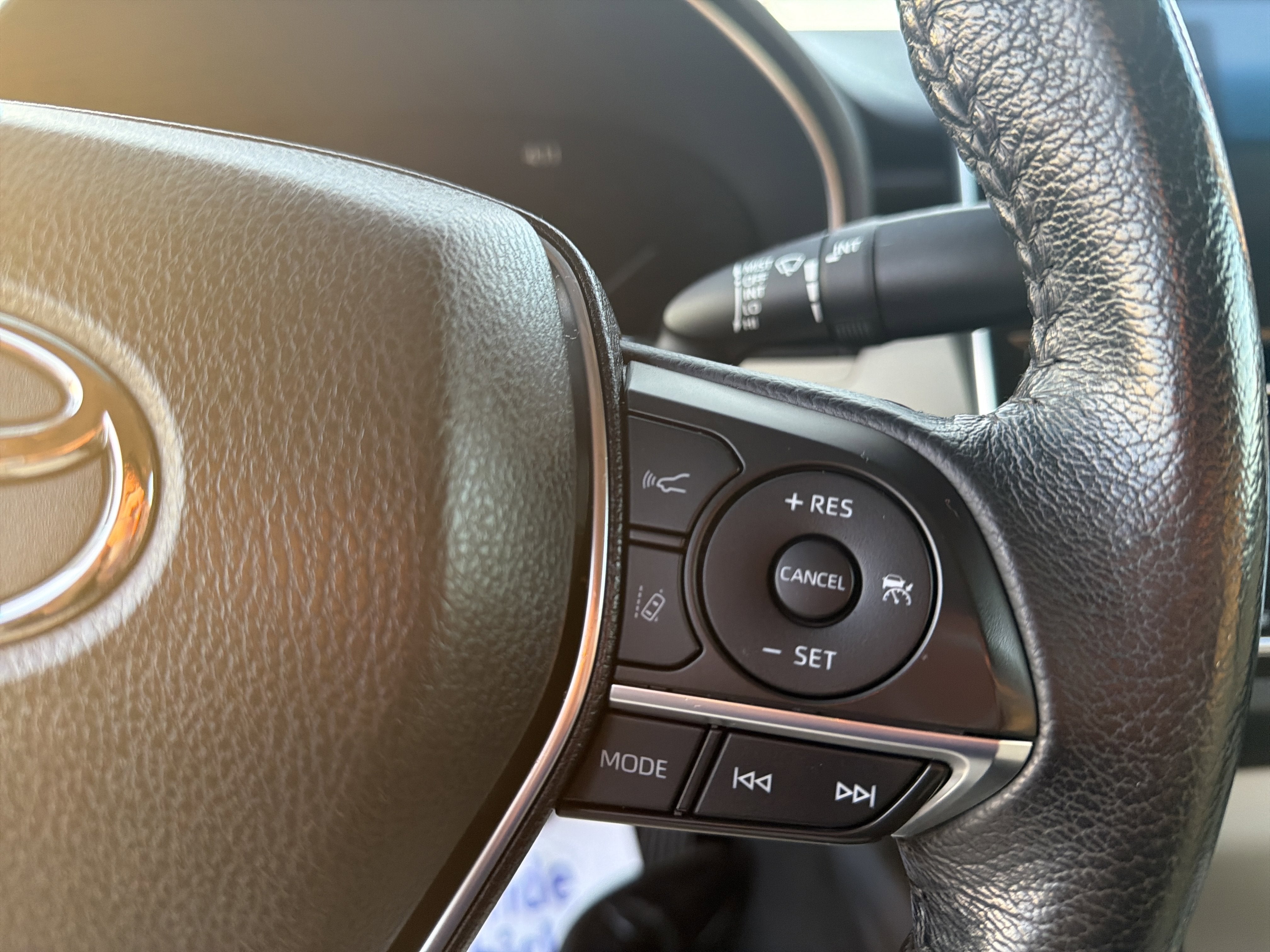 2020 Toyota Avalon XLE