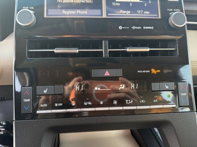 2020 Toyota Avalon XLE