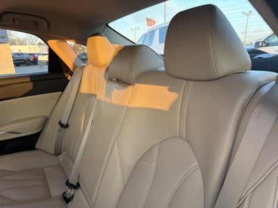 2020 Toyota Avalon XLE