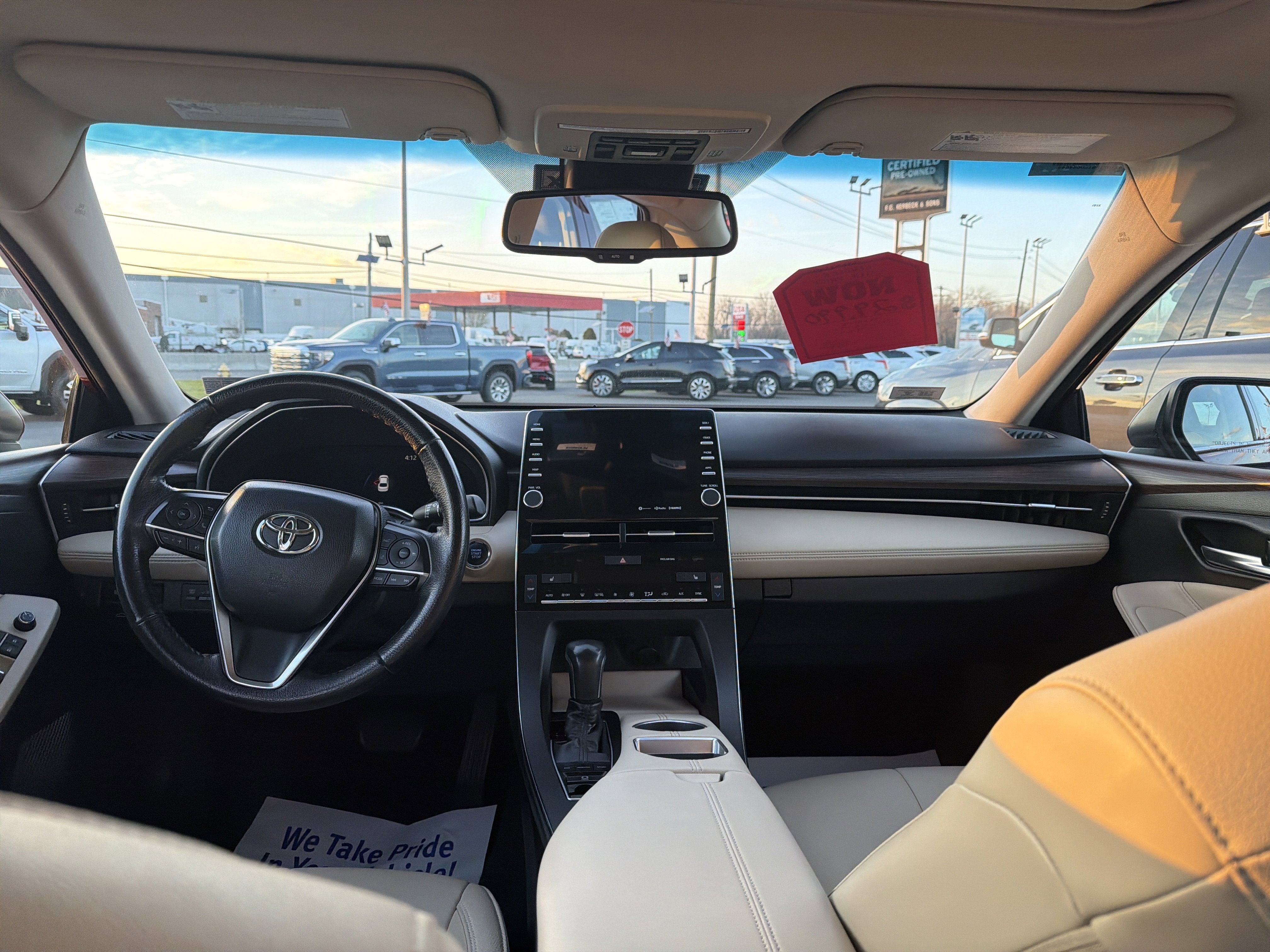 2020 Toyota Avalon XLE