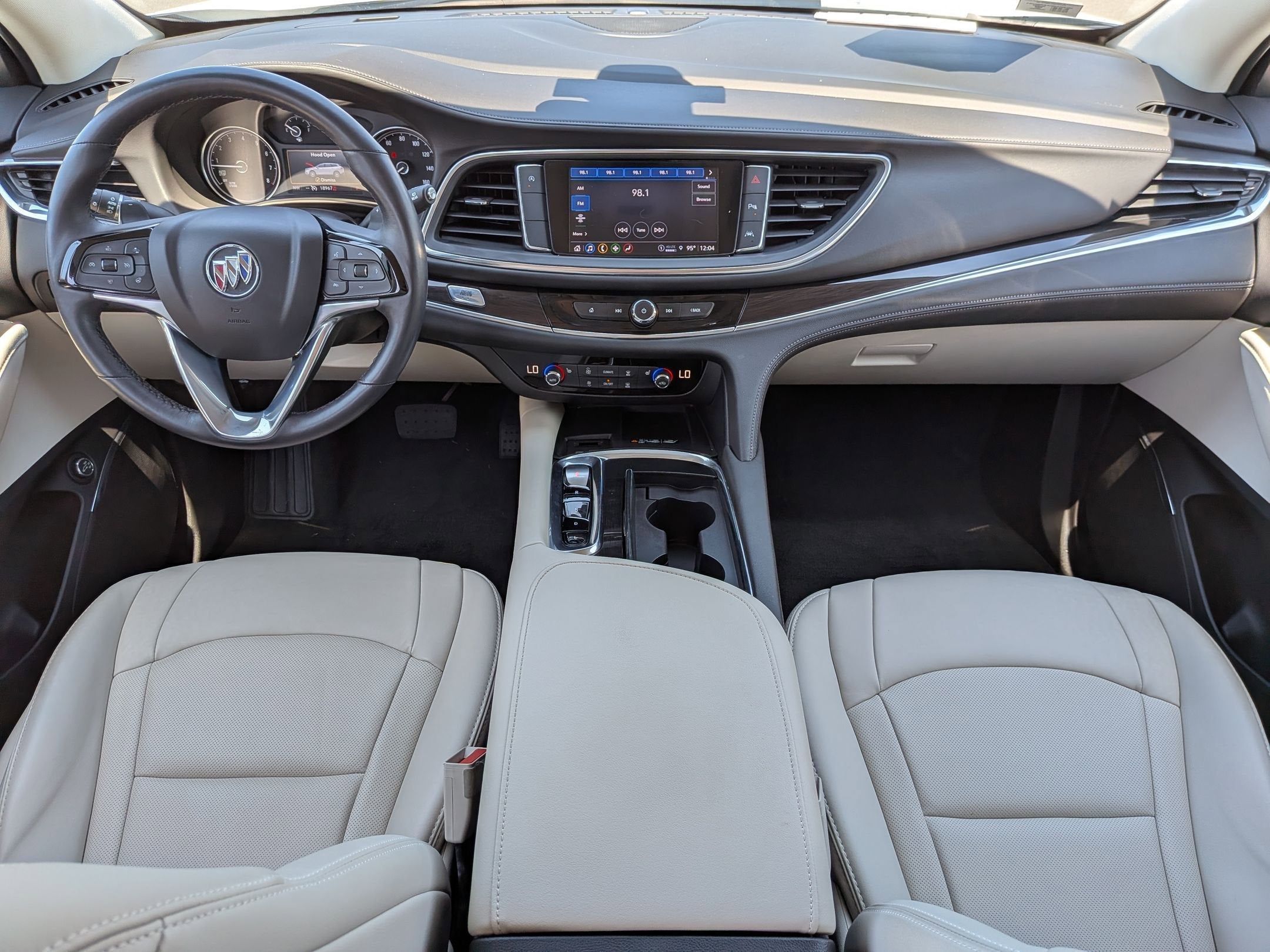 2023 Buick Enclave Essence