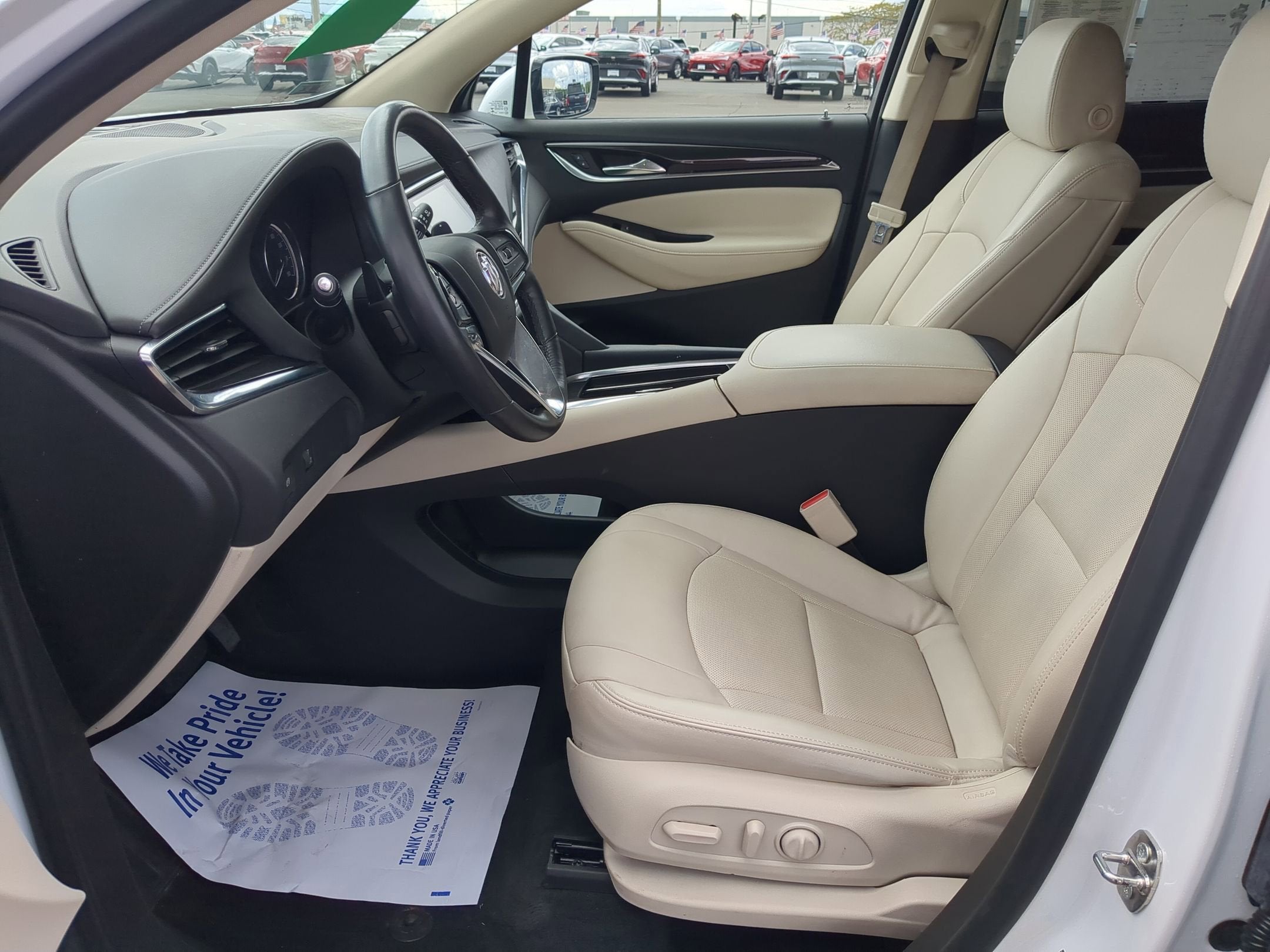 2023 Buick Enclave Essence
