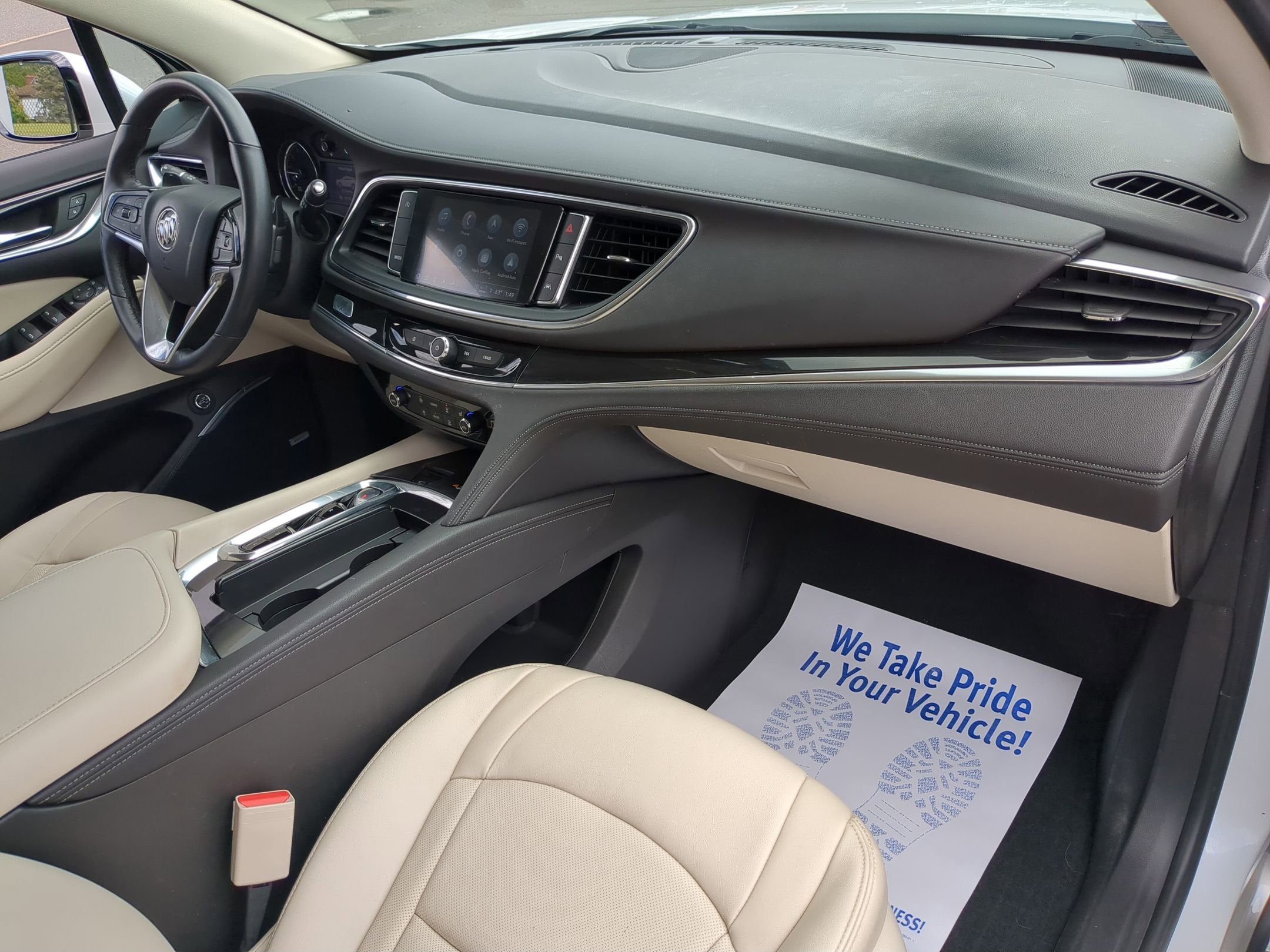 2023 Buick Enclave Essence