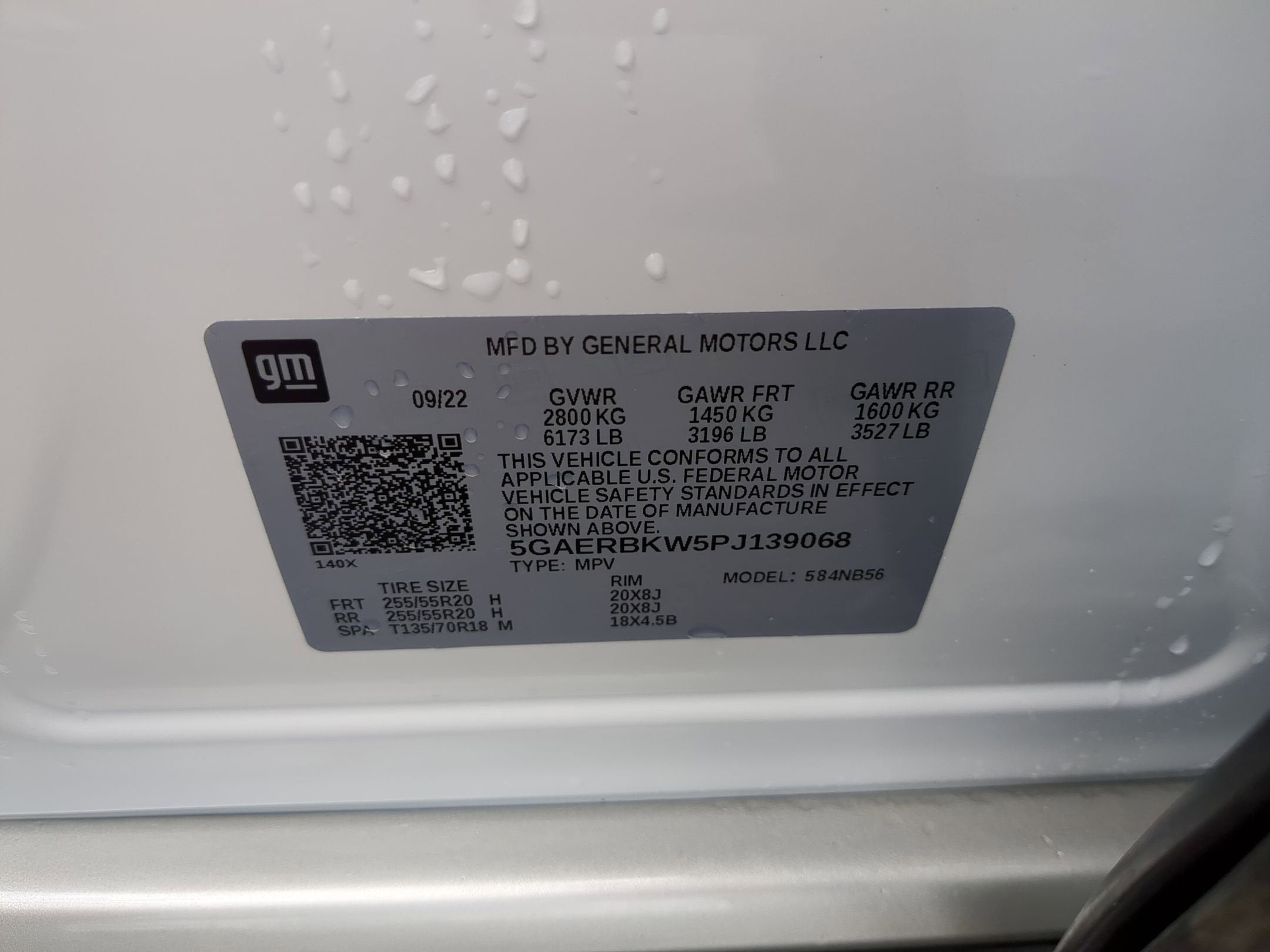 2023 Buick Enclave Essence