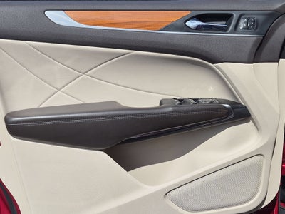 2019 Lincoln MKC Select