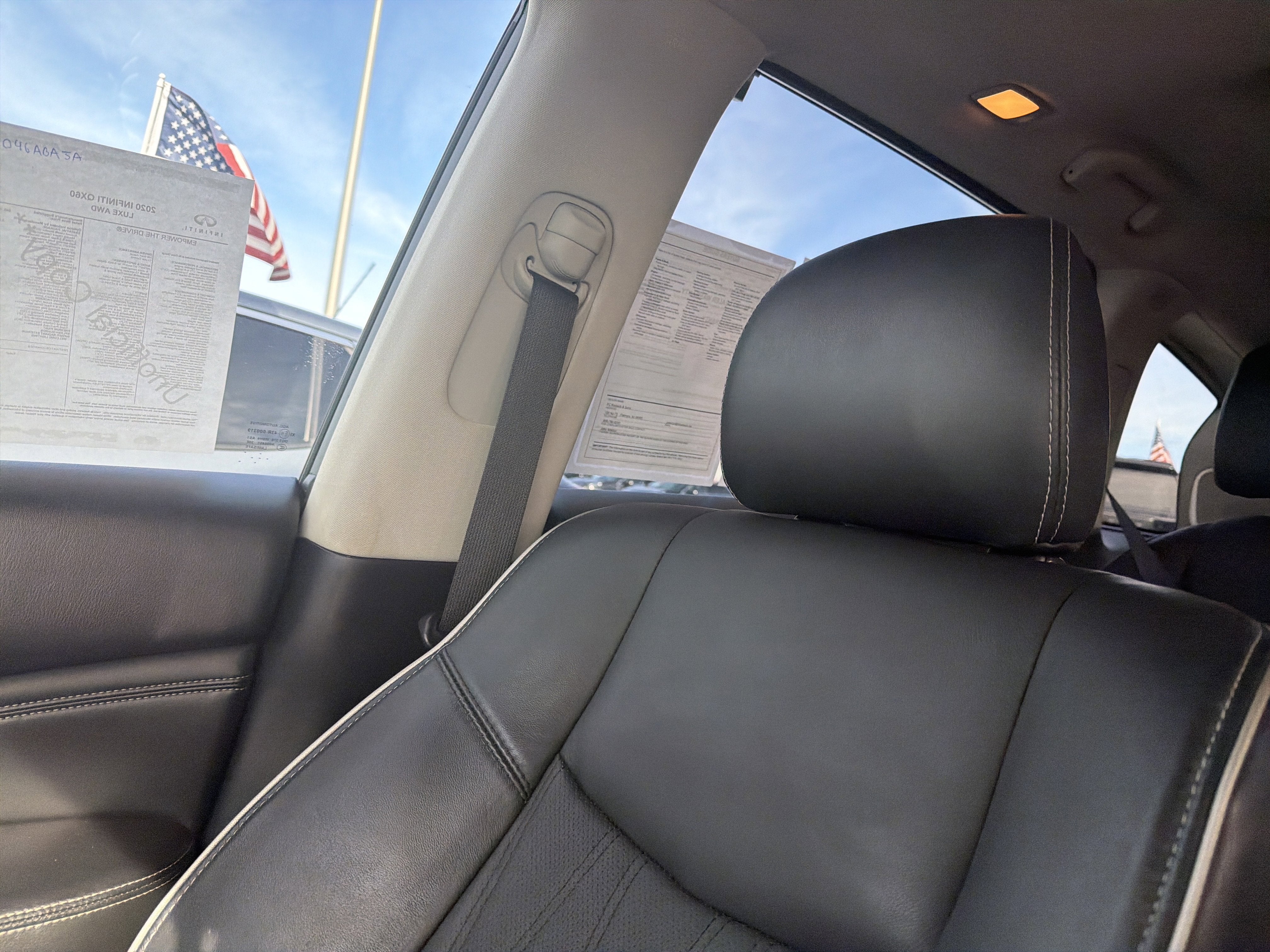 2020 INFINITI QX60 LUXE