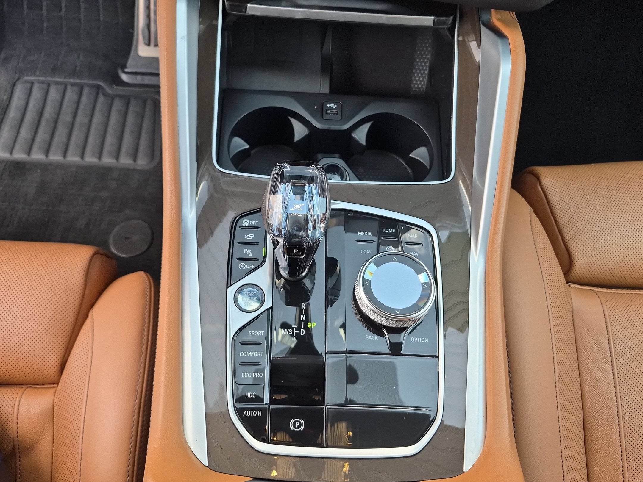 2022 BMW X6 M50i