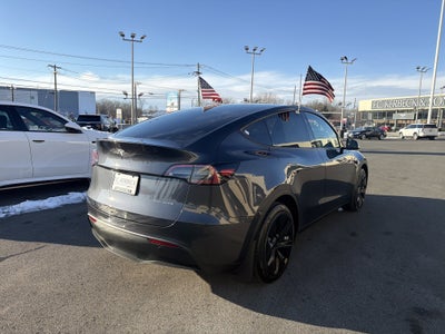 2024 Tesla Model Y Long Range