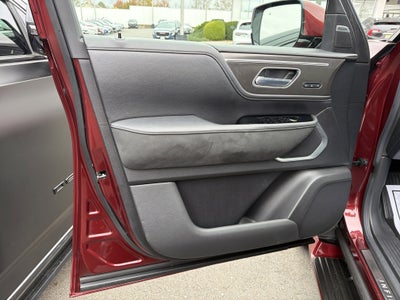 2025 INFINITI QX80 LUXE