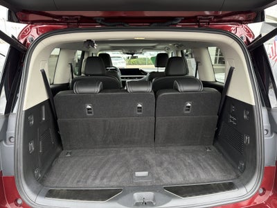 2025 INFINITI QX80 LUXE