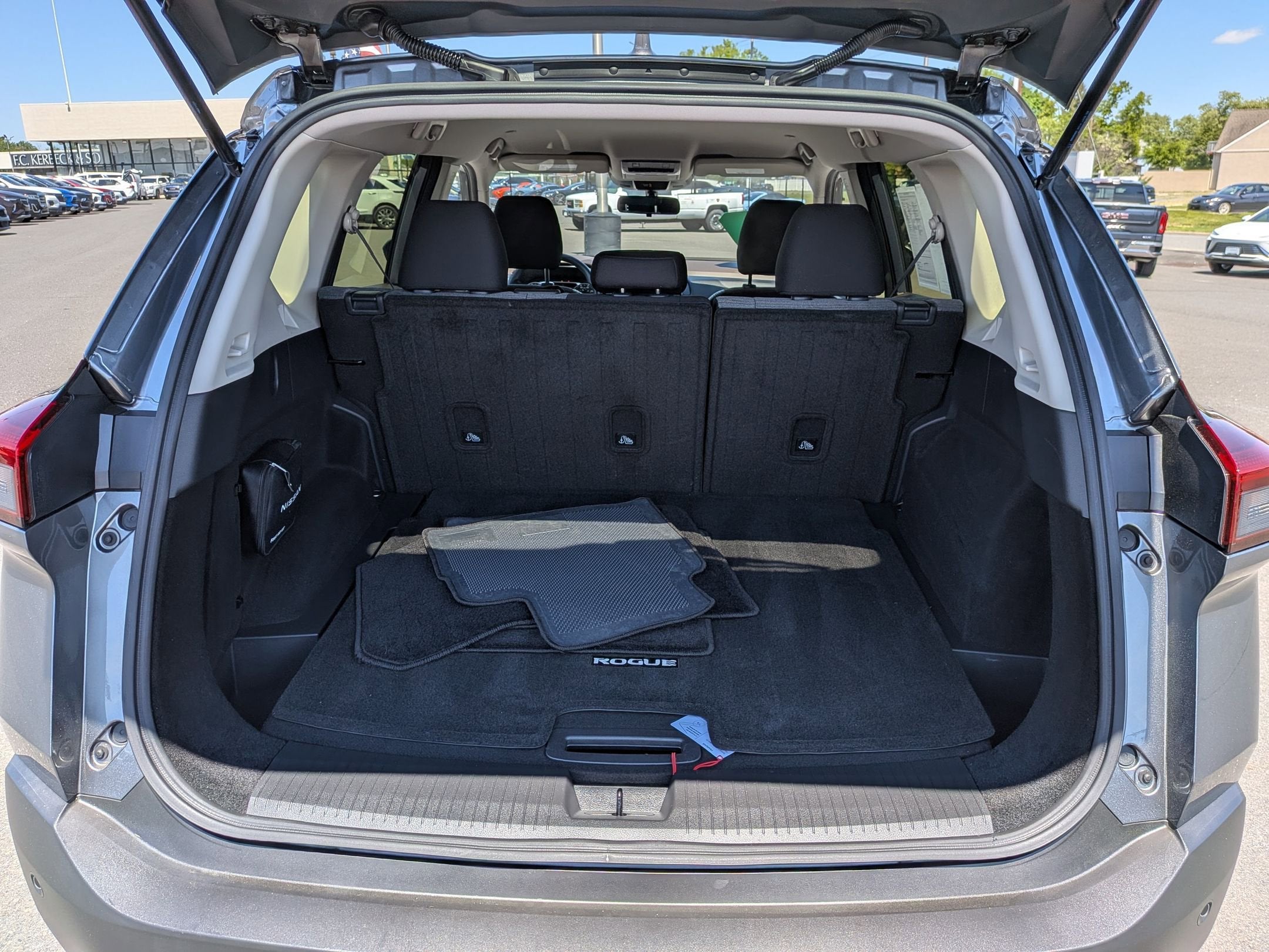 2023 Nissan Rogue SV Intelligent AWD