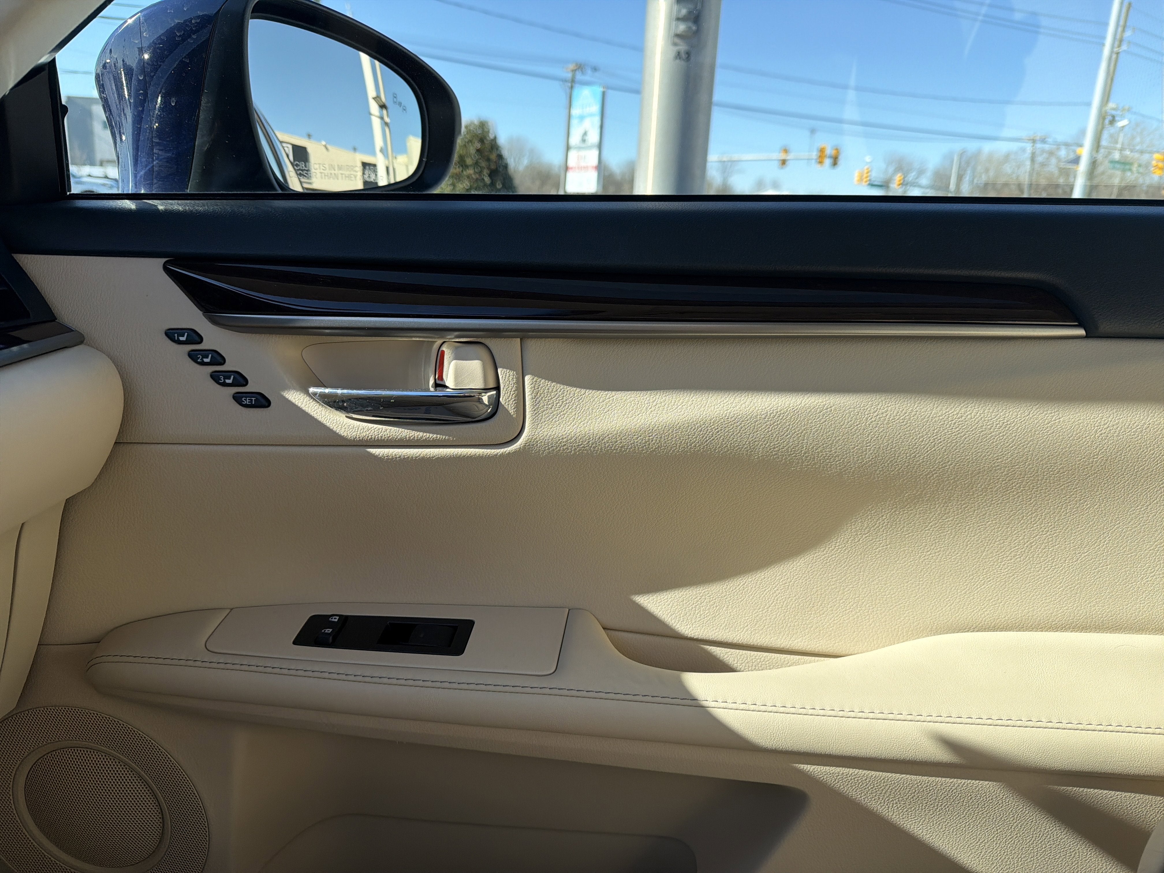 2015 Lexus ES 350 Crafted Line