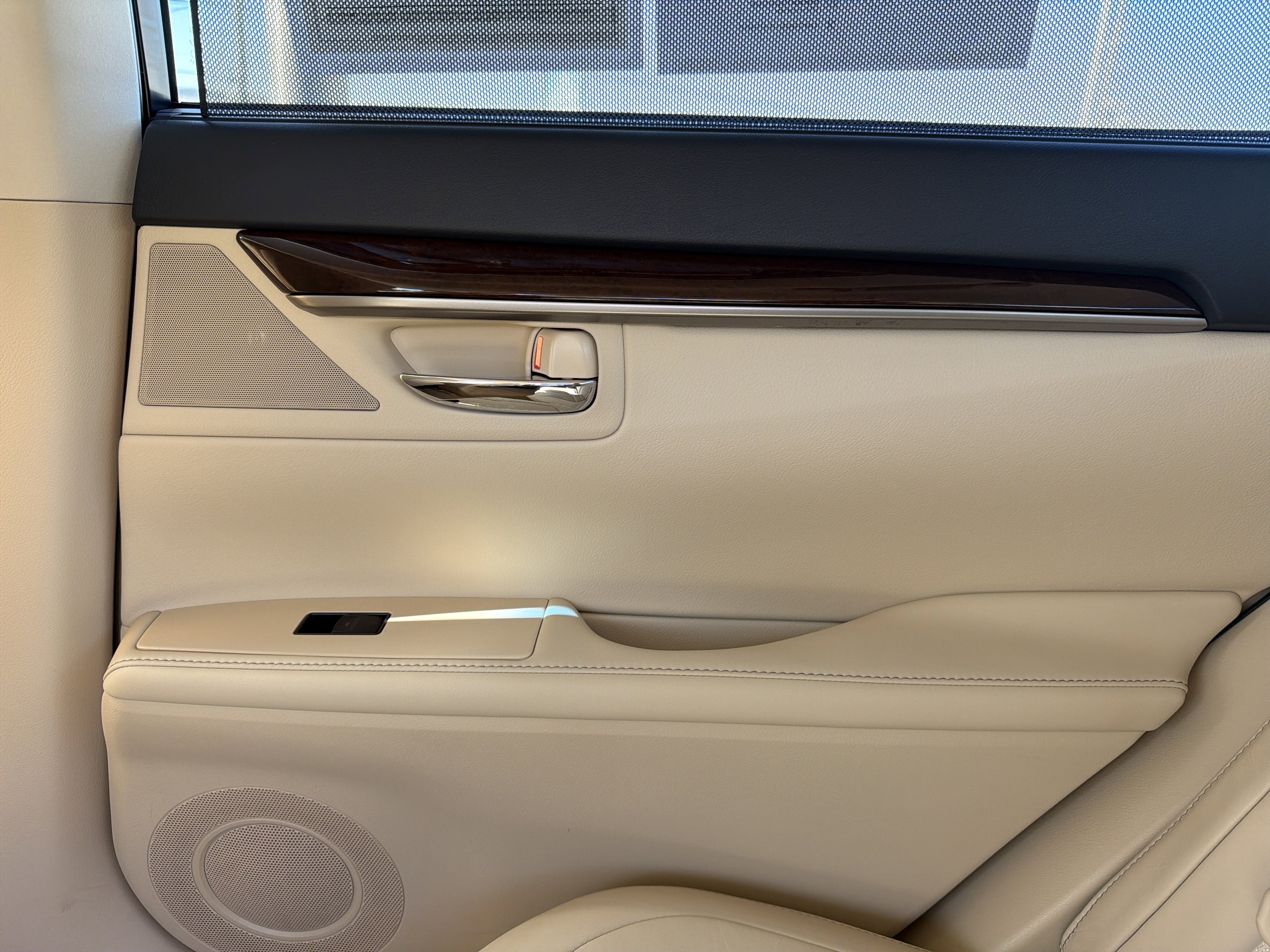 2015 Lexus ES 350 Crafted Line