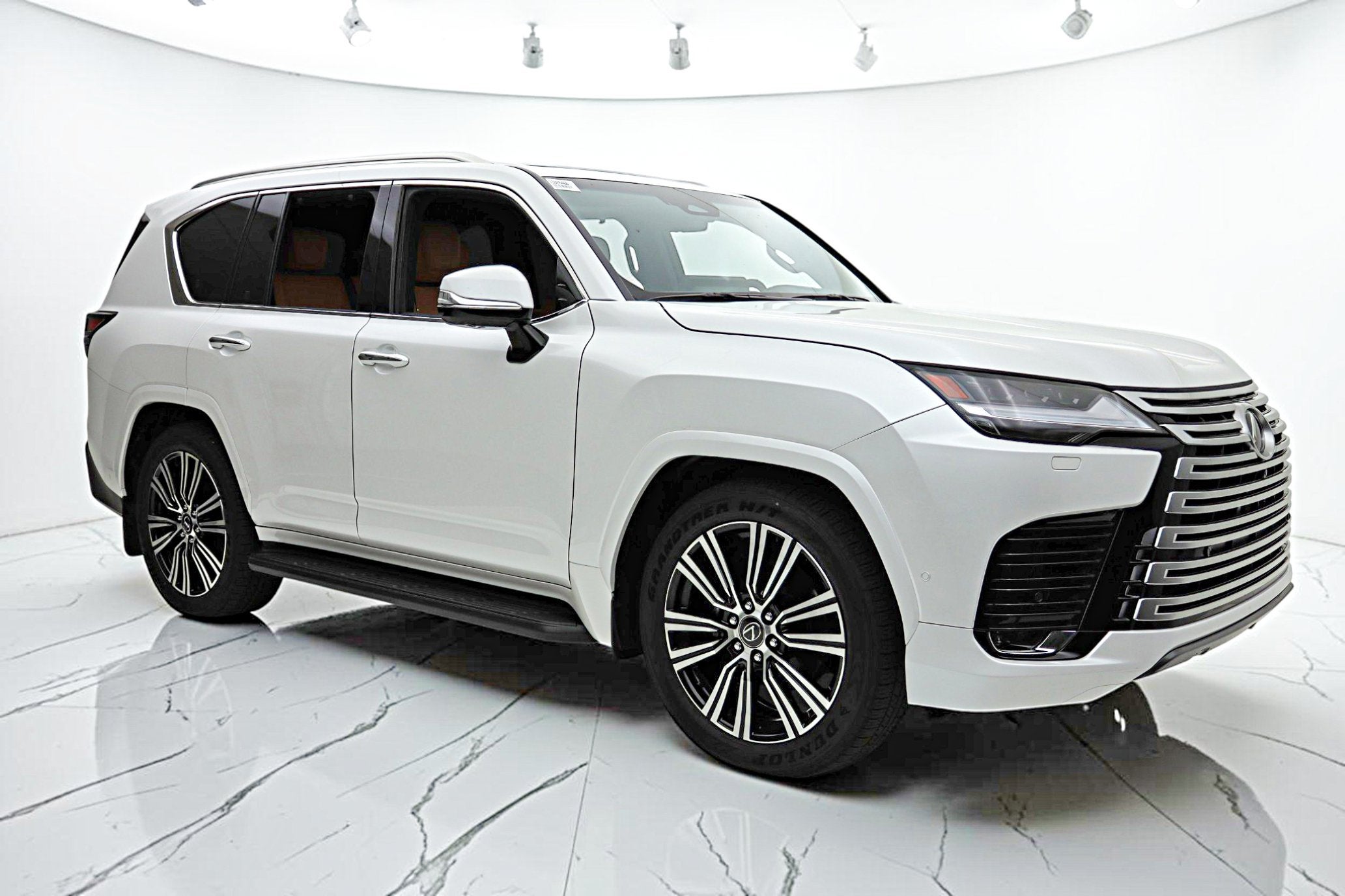 2025 Lexus LX 700h Luxury