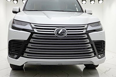 2025 Lexus LX 700h Luxury