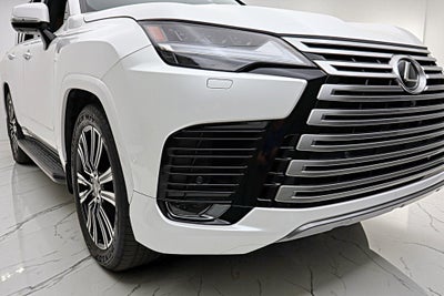 2025 Lexus LX 700h Luxury