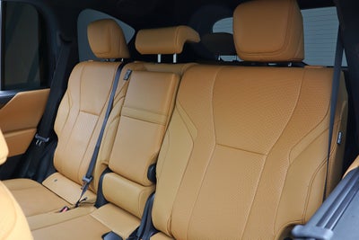 2025 Lexus LX 700h Luxury