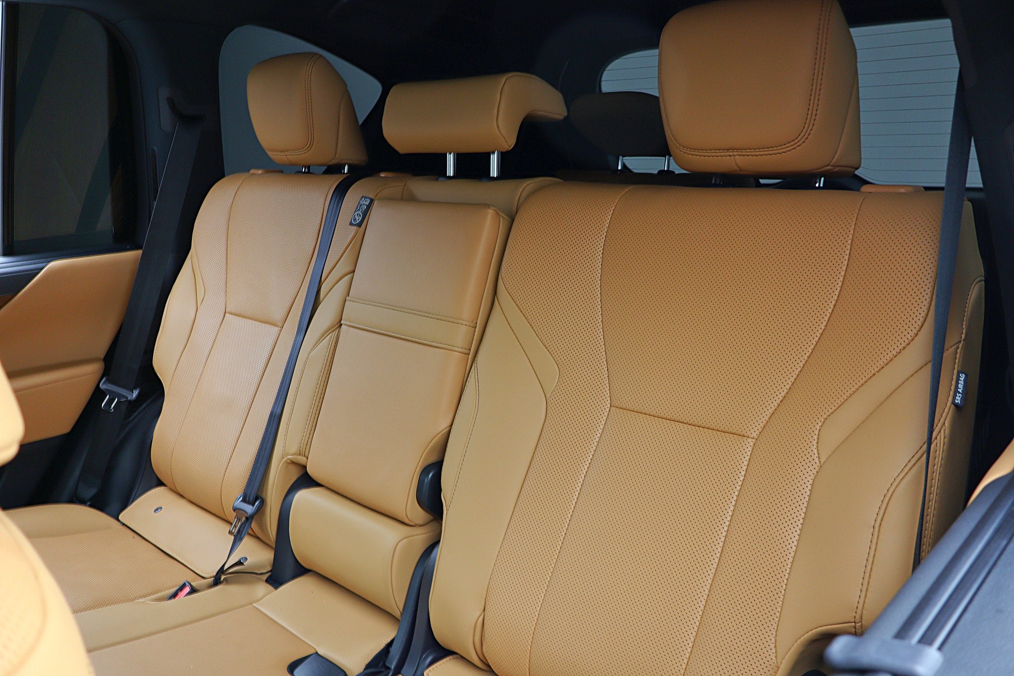 2025 Lexus LX 700h Luxury