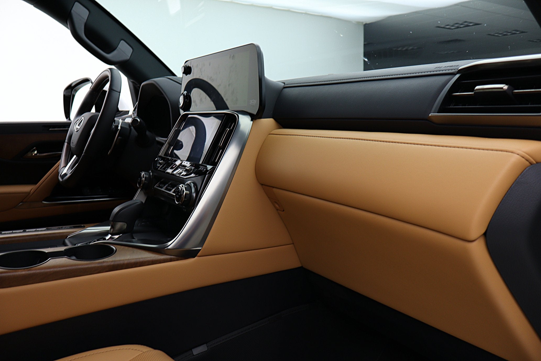 2025 Lexus LX 700h Luxury
